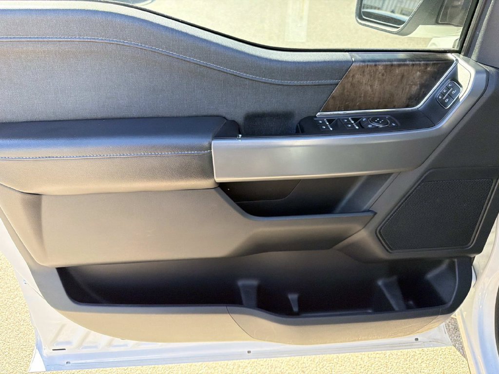 Used 2021 Ford F150 Lariat RWD image 14