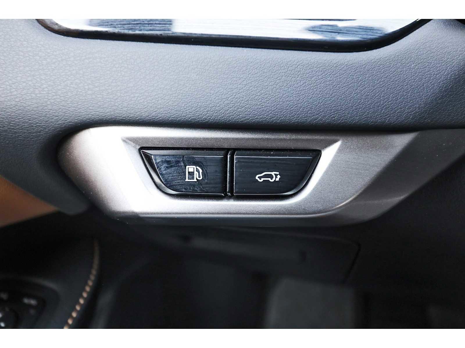 Used 2025 Lexus RX 350 FWD w/ Technology Package image 19