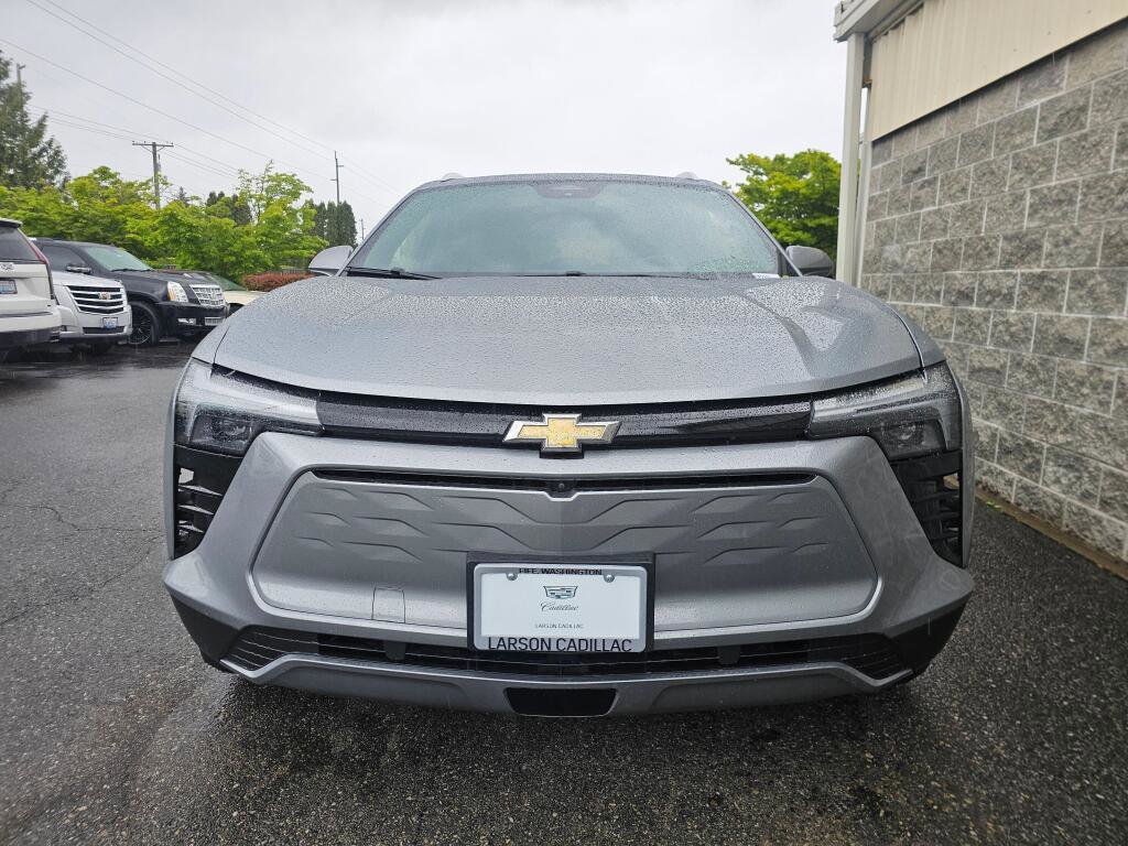 Used 2024 Chevrolet Blazer EV LT AWD/4WD image 12
