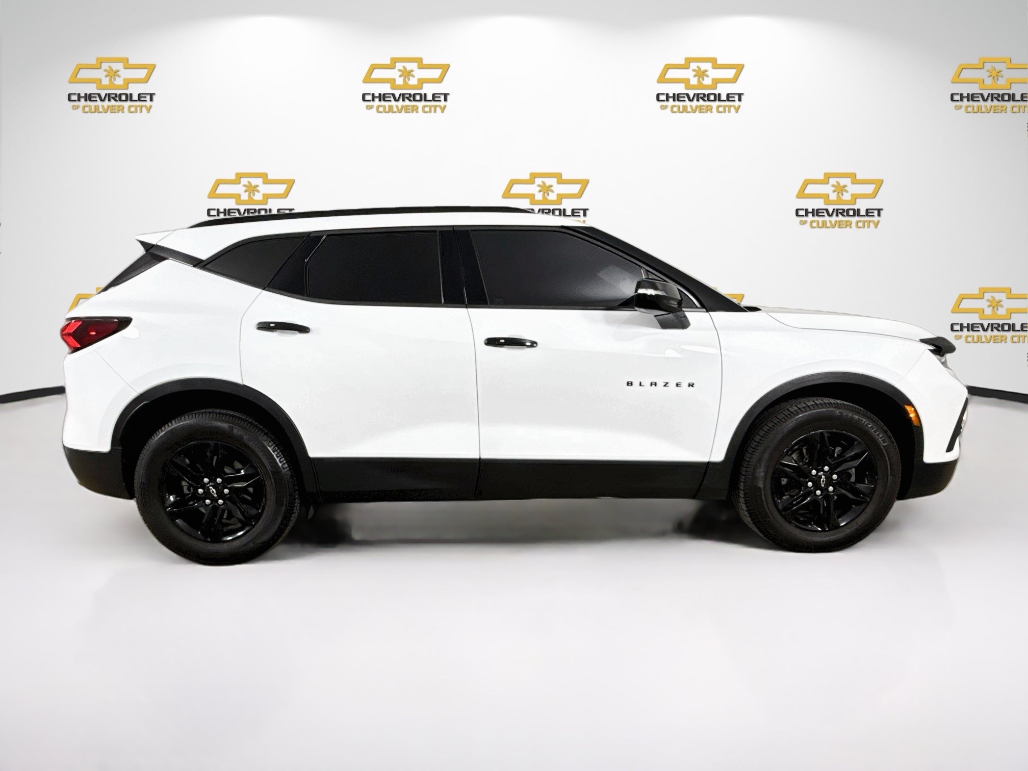 Used 2020 Chevrolet Blazer LT FWD image 9