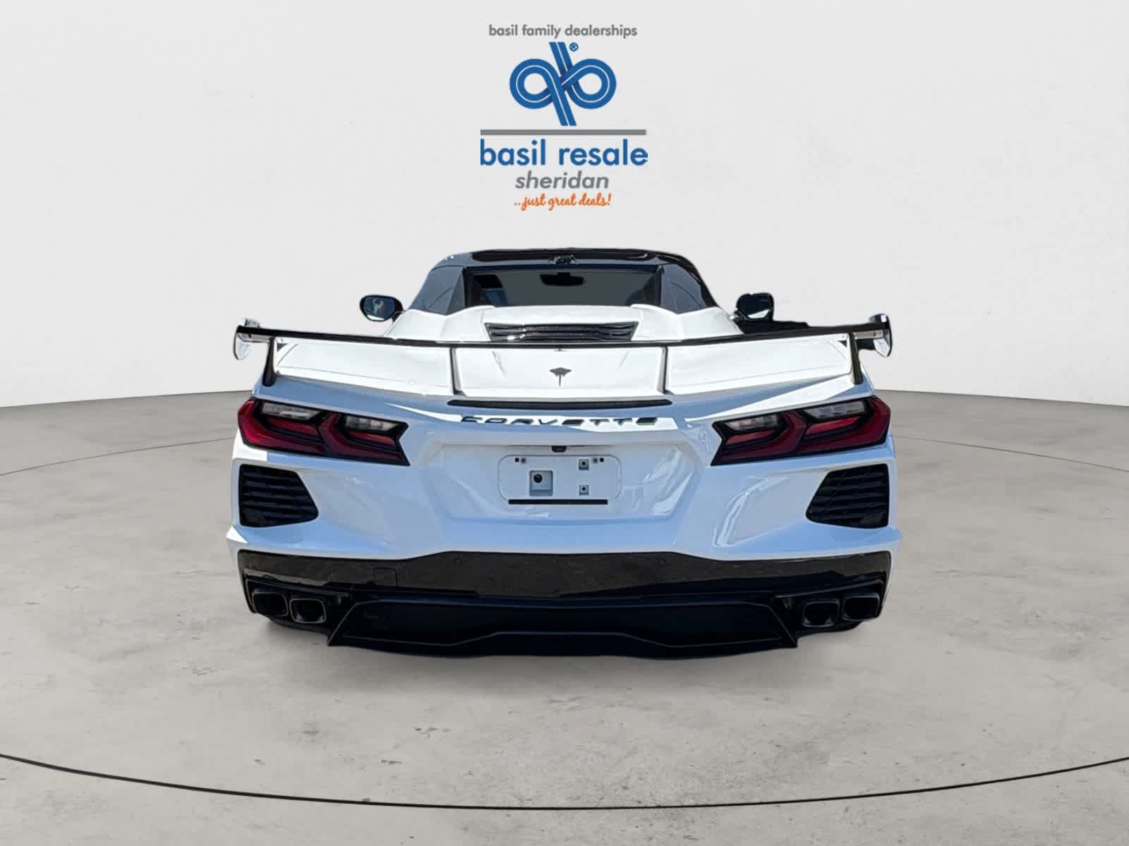 Used 2022 Chevrolet Corvette Stingray Premium Conv w/ Z51 Performance Package RWD image 5