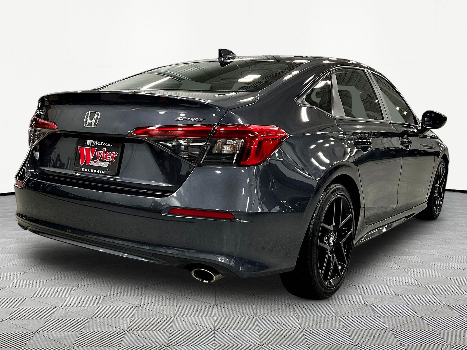 Used 2024 Honda Civic Sport image 6