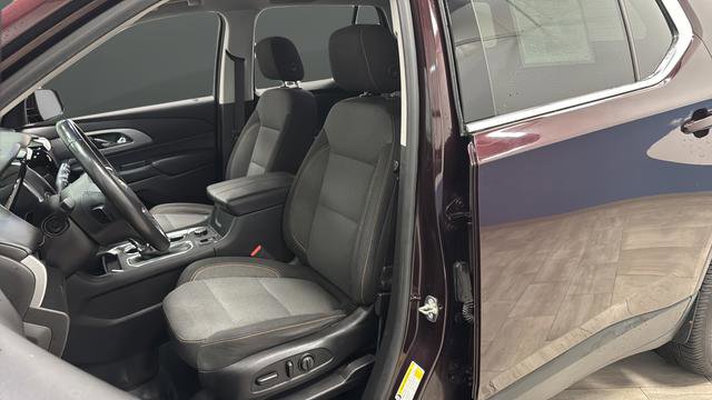 Used 2018 Chevrolet Traverse LT AWD/4WD image 9
