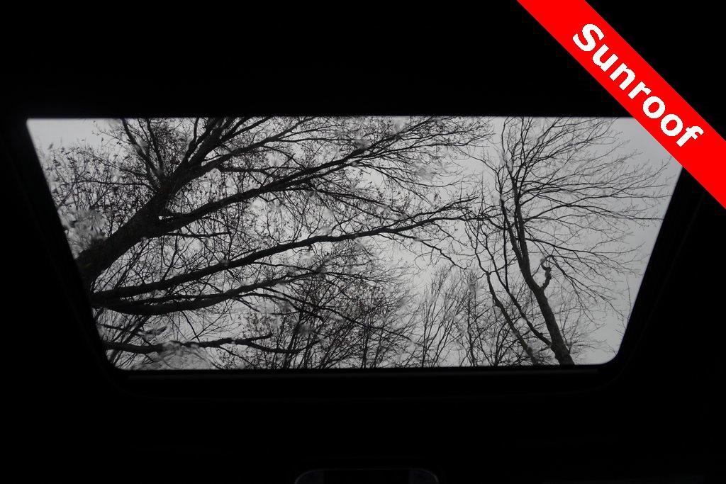 Used 2020 Jeep Grand Cherokee SRT image 23