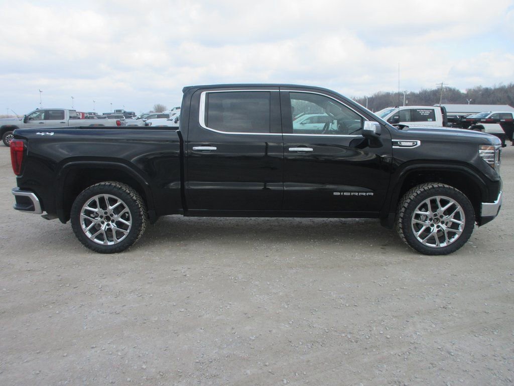 New 2026 GMC Sierra 1500 SLT w/ SLT Convenience Package image 3