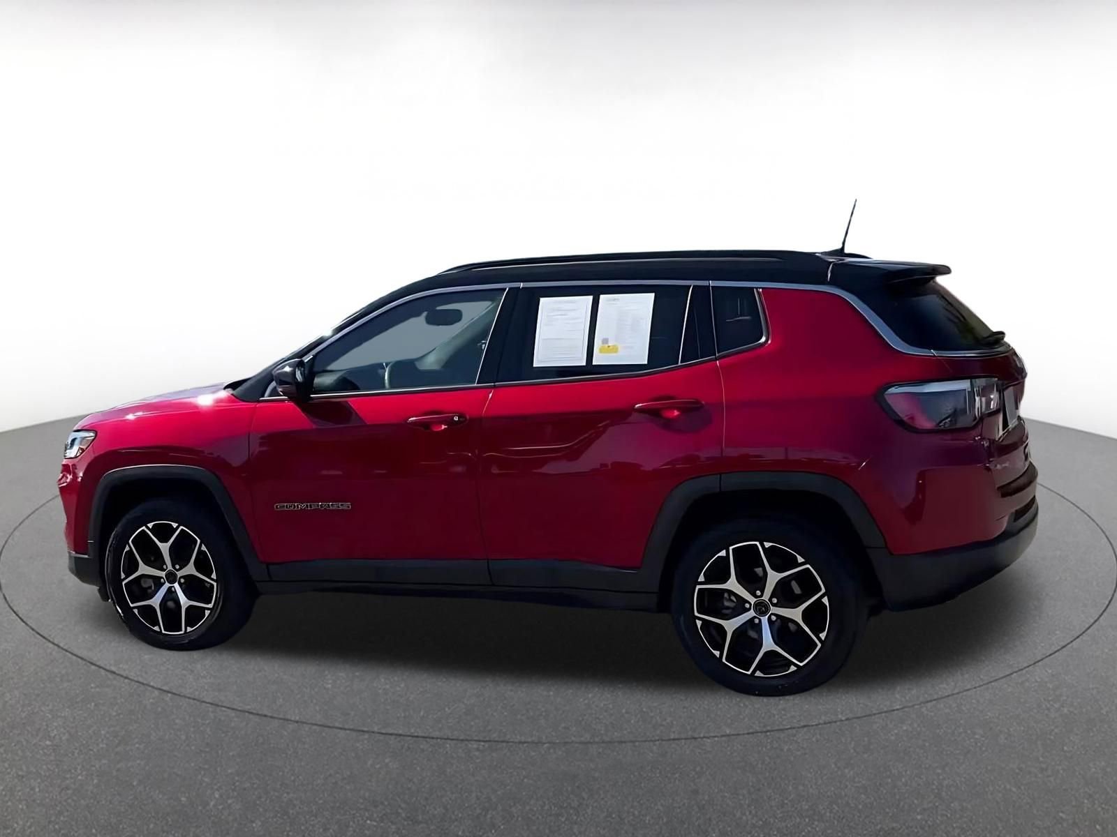 Used 2025 Jeep Compass Limited AWD/4WD image 8