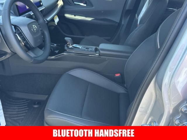 New 2026 Toyota Prius XLE FWD image 3