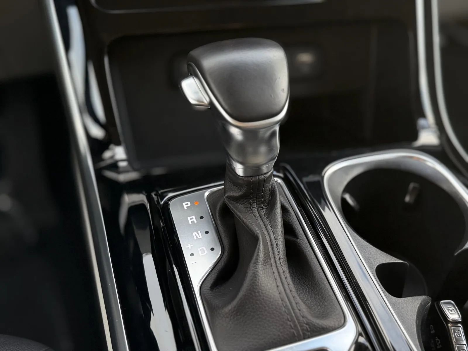 Used 2023 Kia Carnival SX Prestige w/ Paint Protection Package image 39