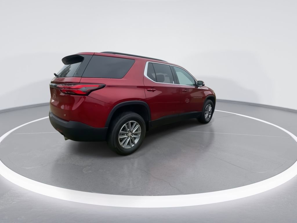Used 2023 Chevrolet Traverse LT image 8