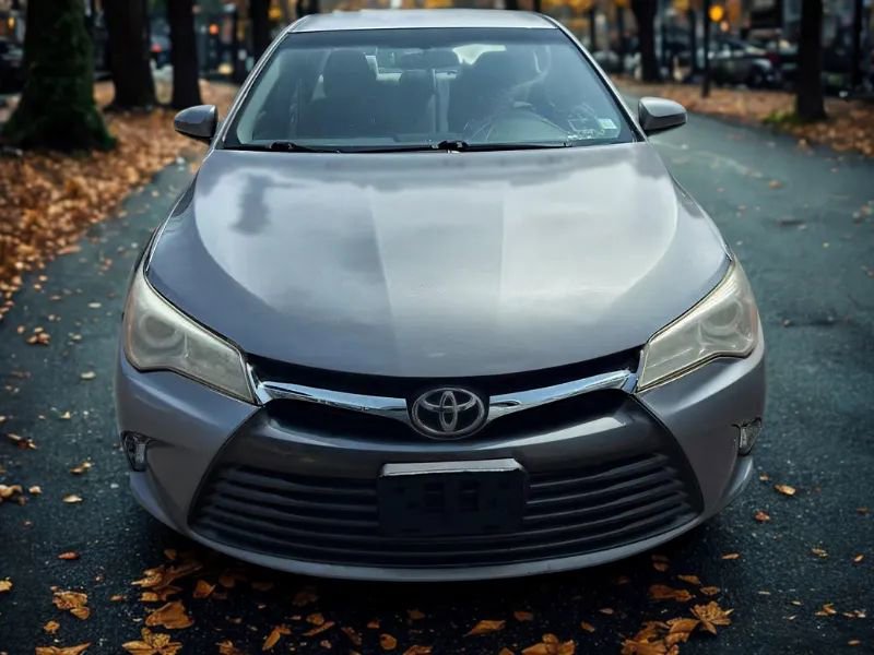 Used 2016 Toyota Camry SE