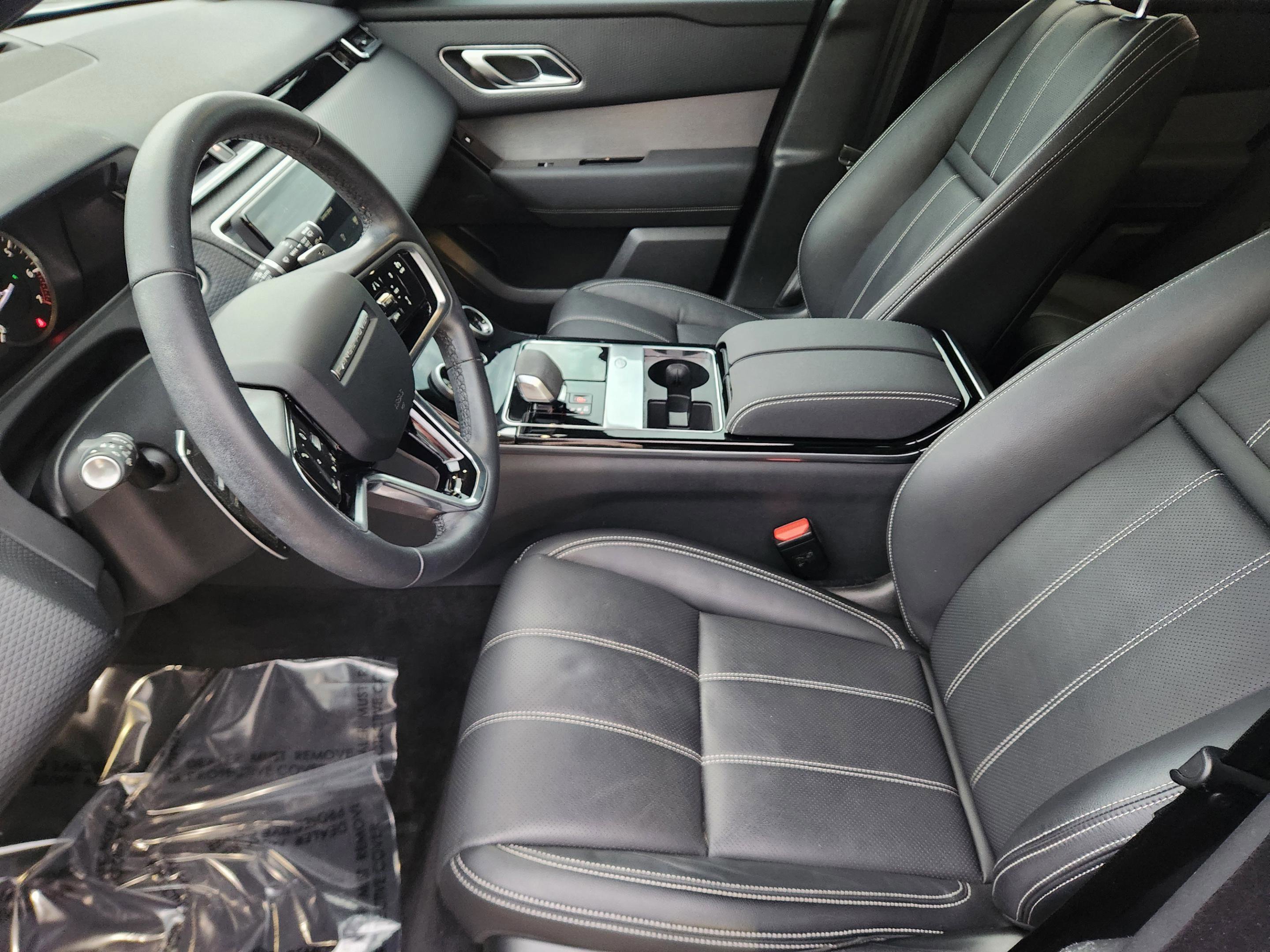 Certified 2023 Land Rover Range Rover Velar R-Dynamic S AWD/4WD image 8