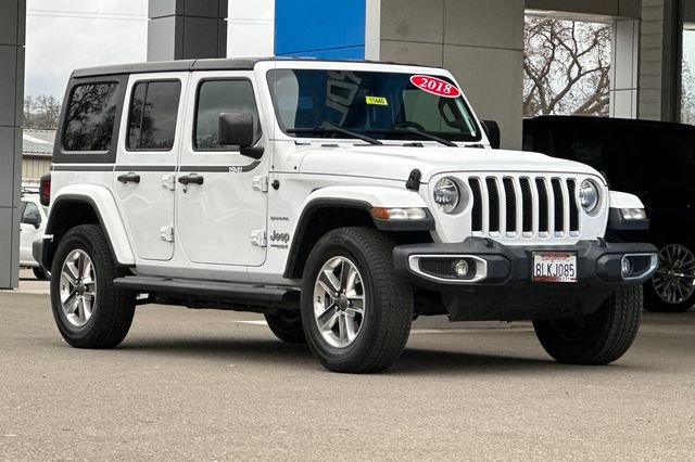 Used 2018 Jeep Wrangler Unlimited Sahara image 2