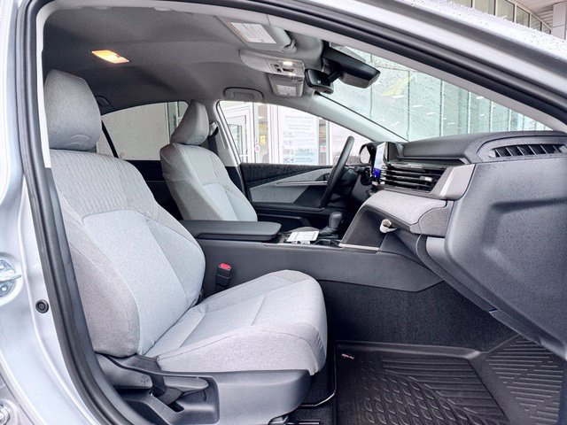 New 2026 Toyota Camry Hybrid FWD image 26