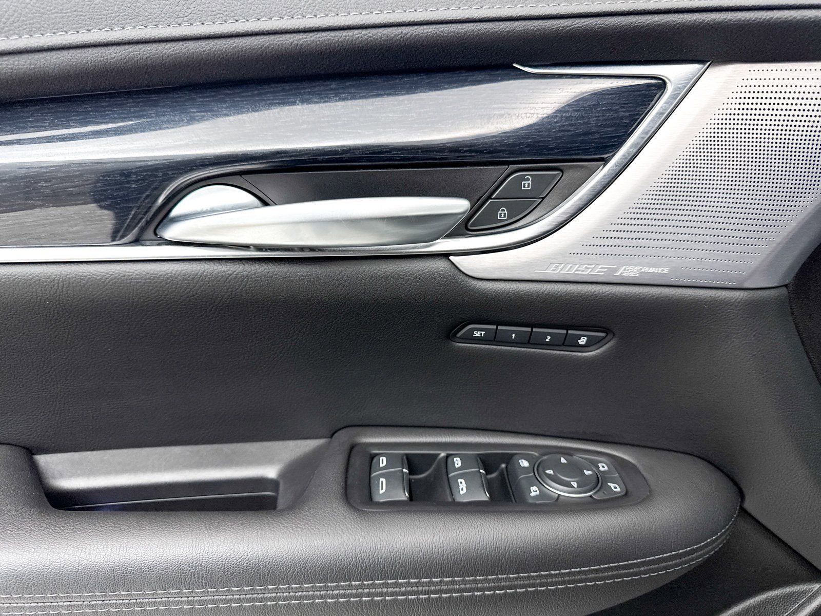 Used 2023 Cadillac XT5 Premium Luxury image 29
