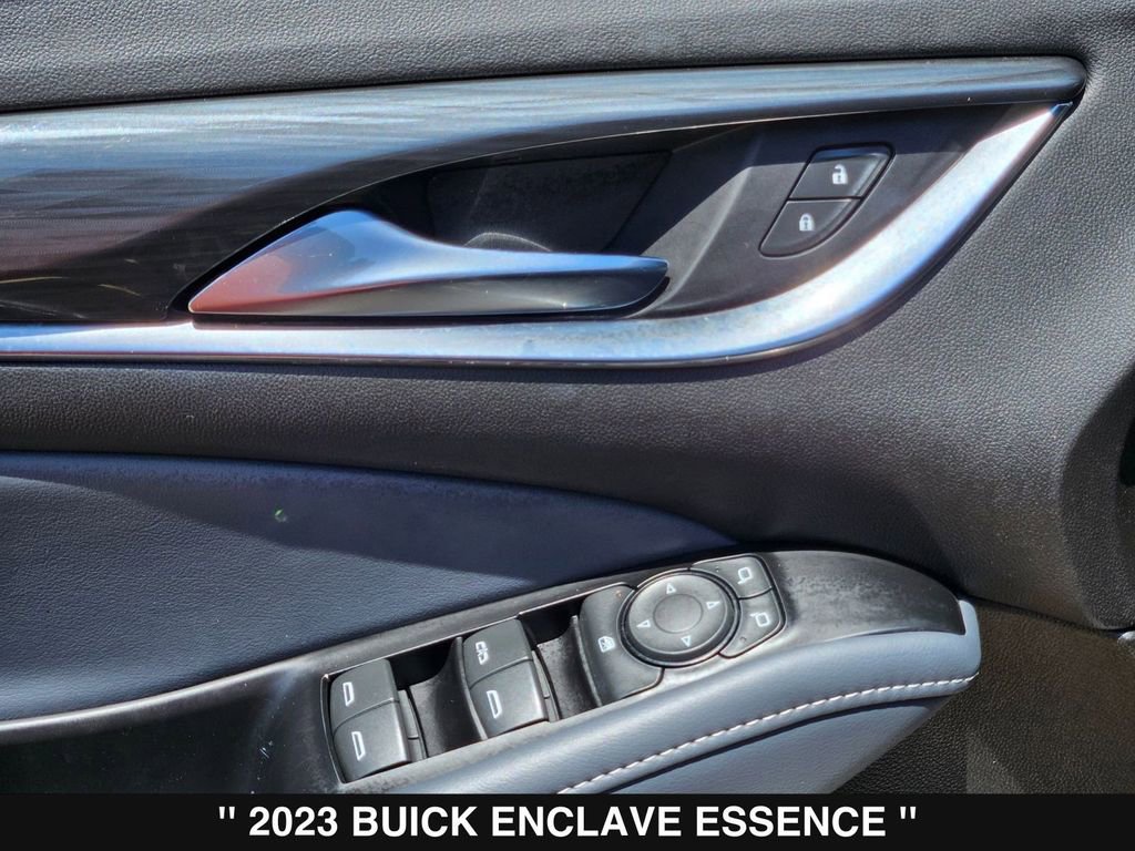 Used 2023 Buick Enclave Essence w/ Sport Touring Edition FWD image 15