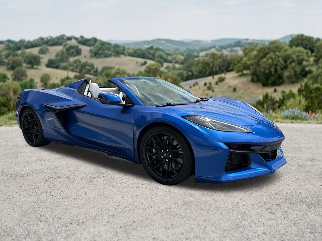 Used 2023 Chevrolet Corvette Z06 RWD image 39