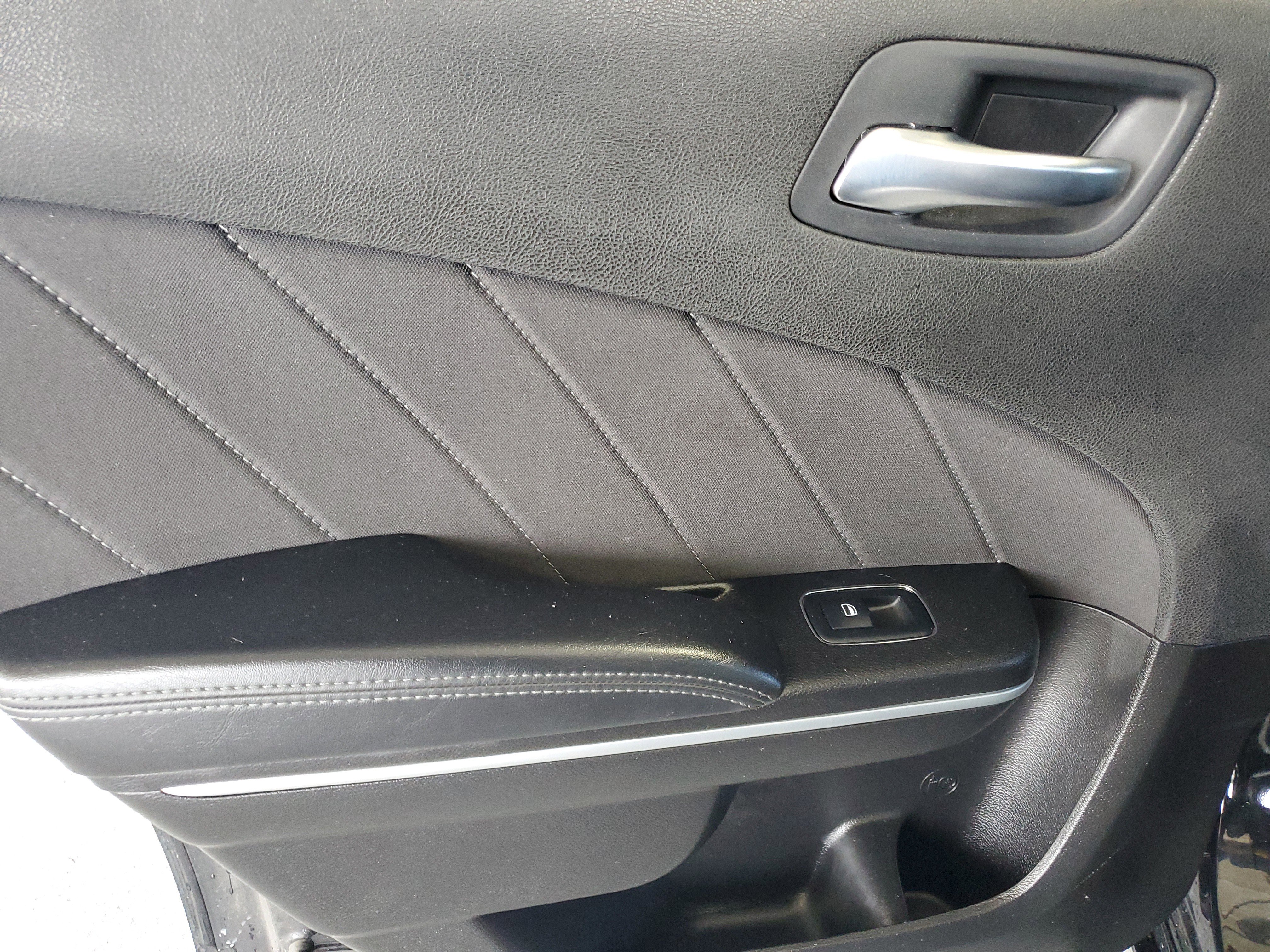 Used 2022 Dodge Charger SXT RWD image 14