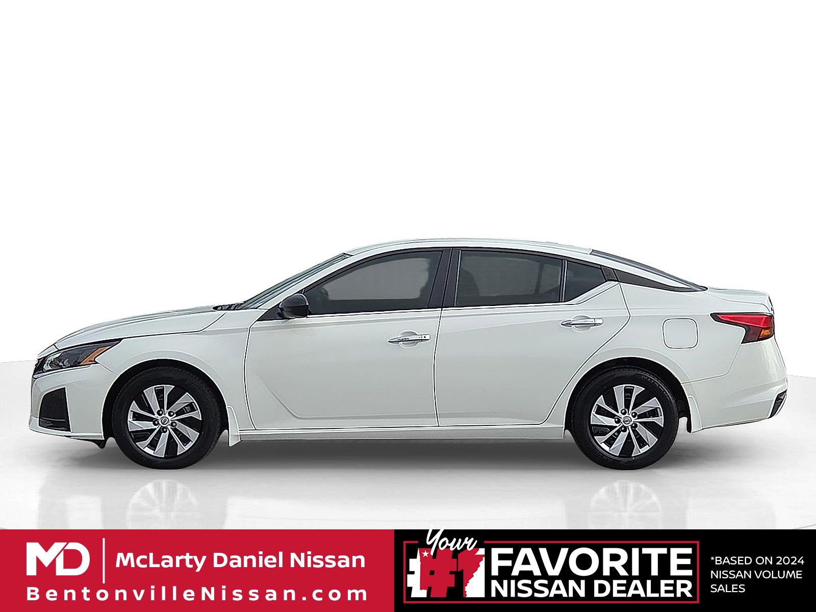 Used 2024 Nissan Altima 2.5 S image 3