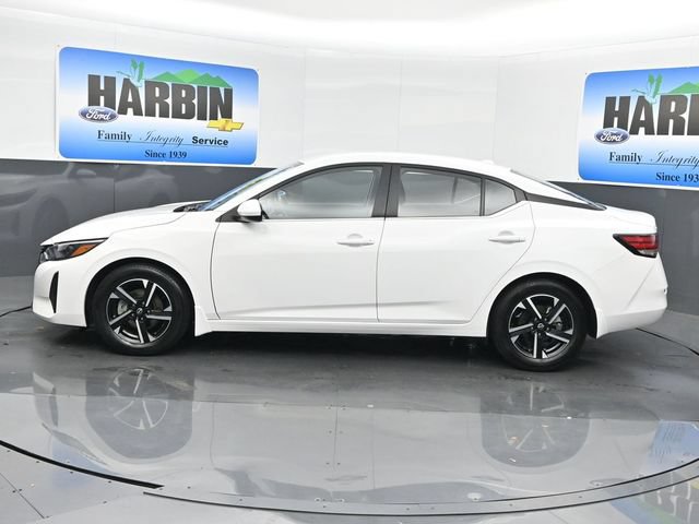 Used 2025 Nissan Sentra SV w/ All-Weather Package FWD image 2