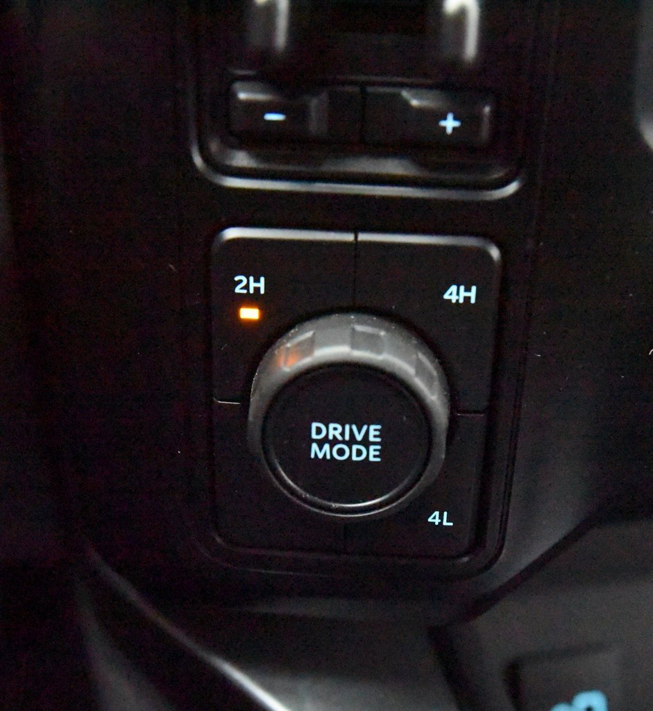 Used 2023 Ford F350 XLT w/ 360-Degree Camera Package image 23