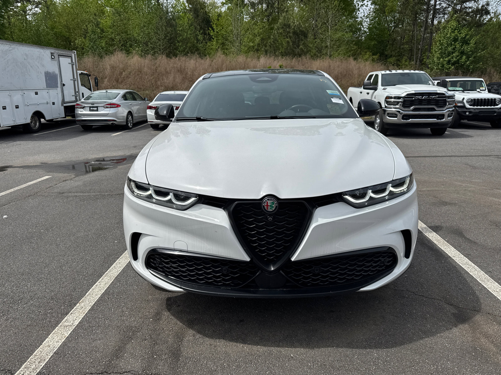 Used 2024 Alfa Romeo Tonale Veloce video 2