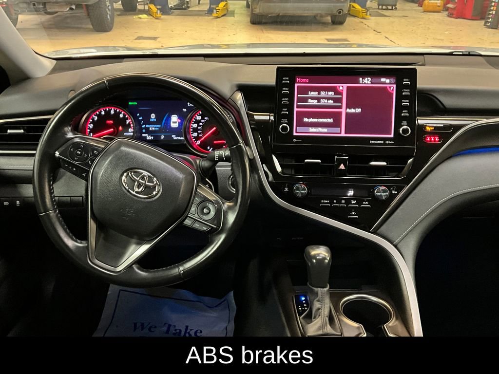 Used 2024 Toyota Camry XSE image 8