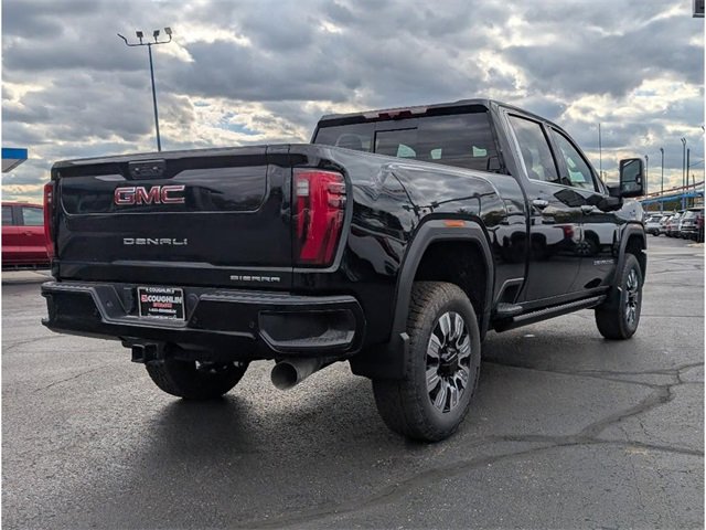 New 2026 GMC Sierra 3500 Denali w/ Denali Reserve Package image 7