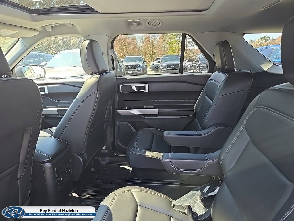 Certified 2023 Ford Explorer XLT w/ Equipment Group 202A image 53