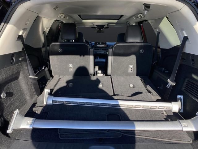 Used 2022 Nissan Pathfinder SL w/ SL Premium Package image 16