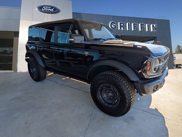 New 2025 Ford Bronco Badlands image 1