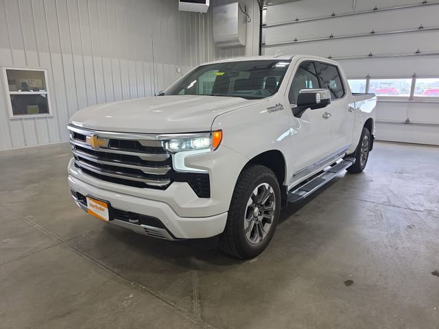 Used 2024 Chevrolet Silverado 1500 High Country w/ Technology Package AWD/4WD image 4