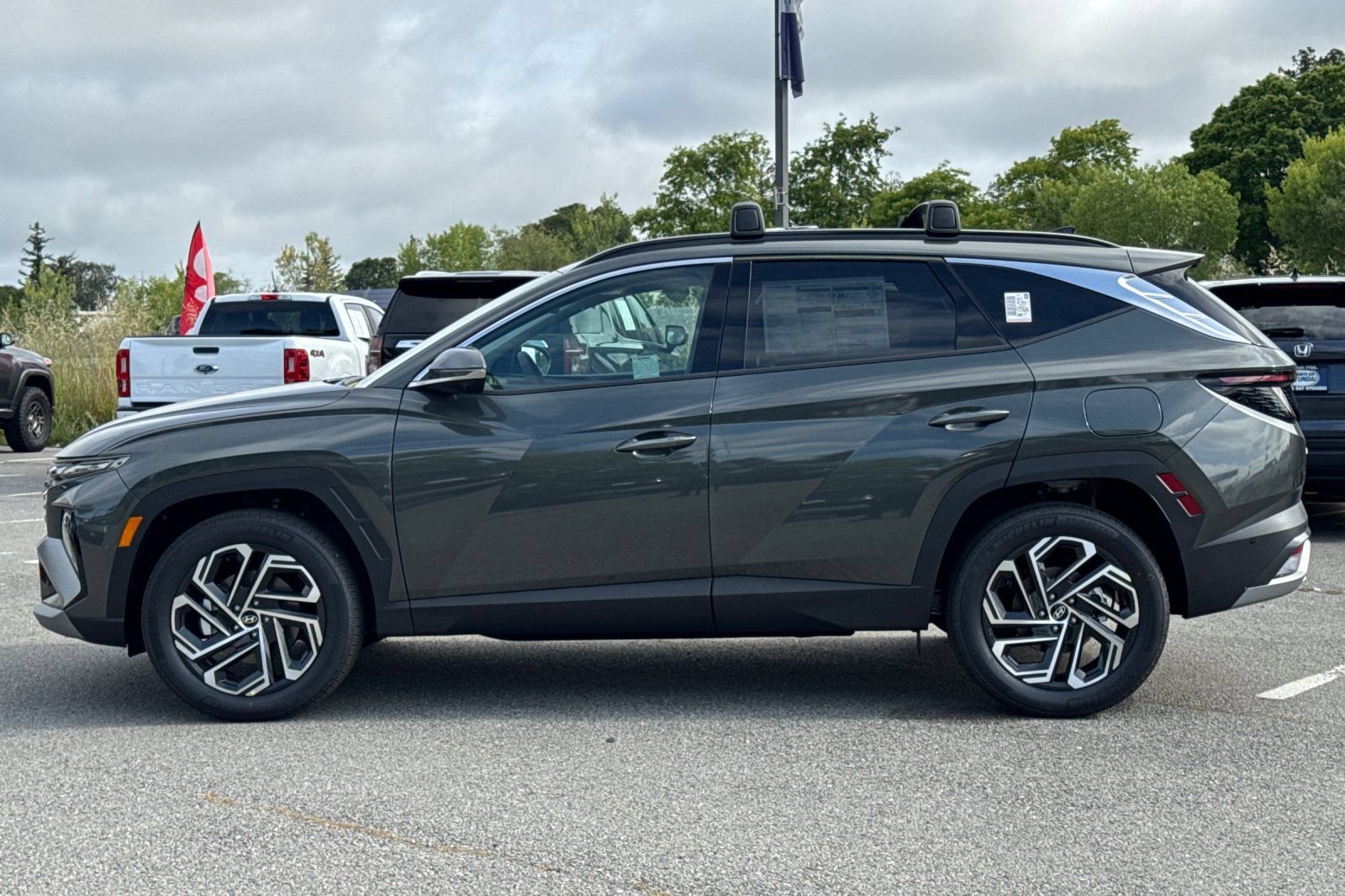 New 2026 Hyundai Tucson Limited AWD/4WD image 7