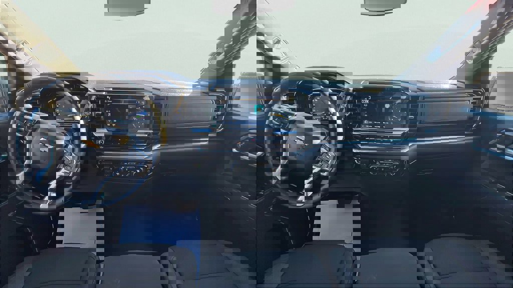 Used 2025 Chevrolet Silverado 1500 LT image 9