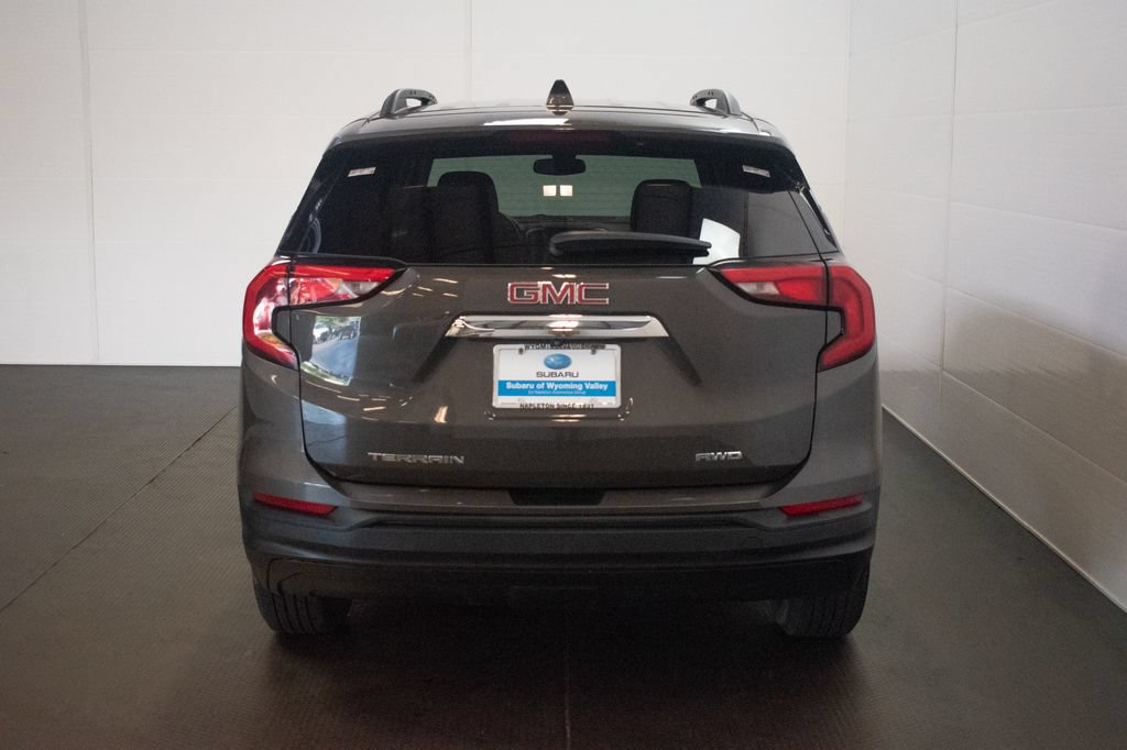 Used 2020 GMC Terrain SLE w/ Driver Convenience Package AWD/4WD image 5