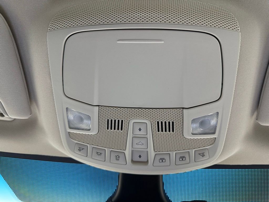 Used 2020 Ford Edge SEL w/ Convenience Package image 37