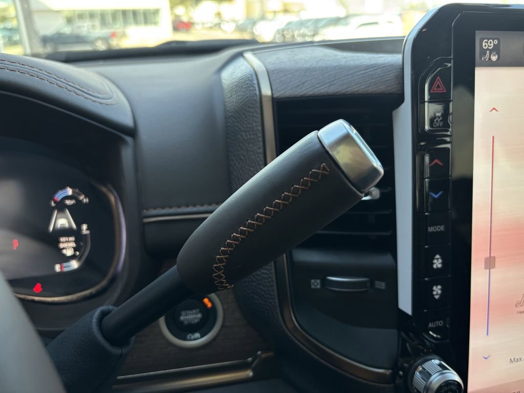 New 2026 RAM 2500 Limited image 24