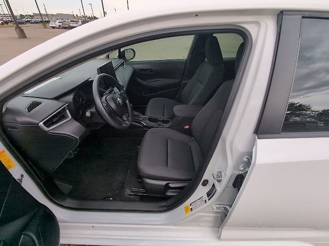 Used 2024 Toyota Corolla LE FWD image 11