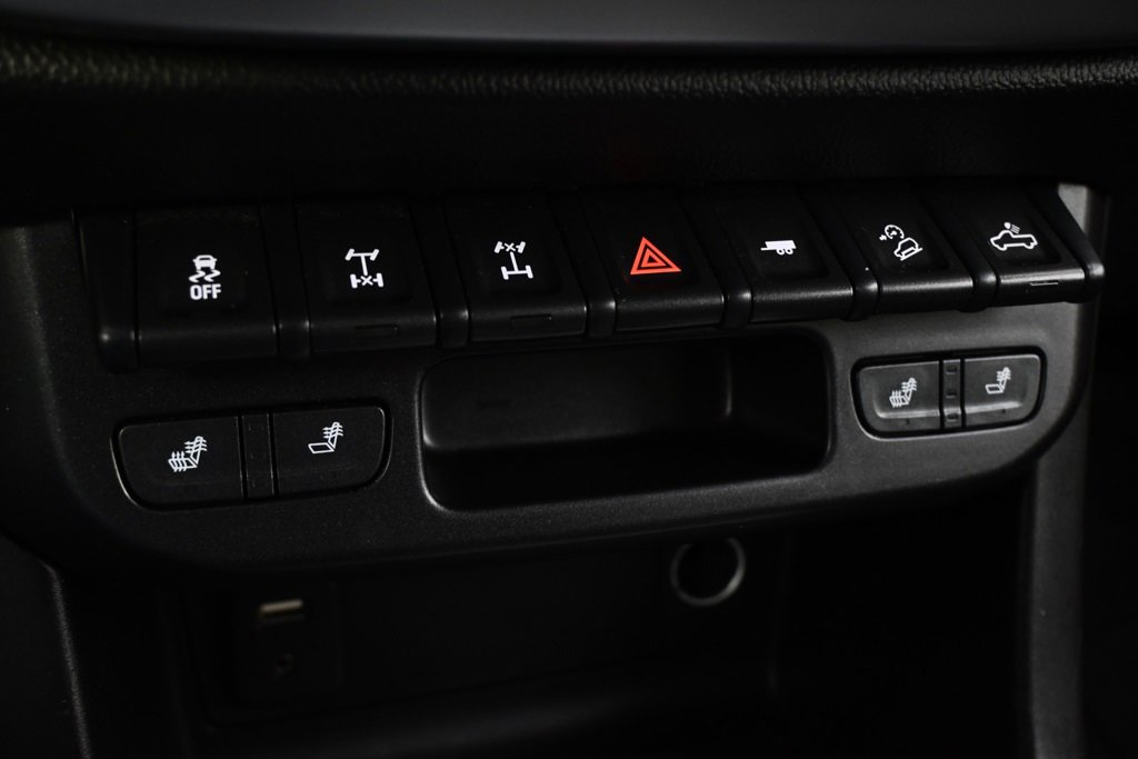 Used 2017 Chevrolet Colorado ZR2 image 34