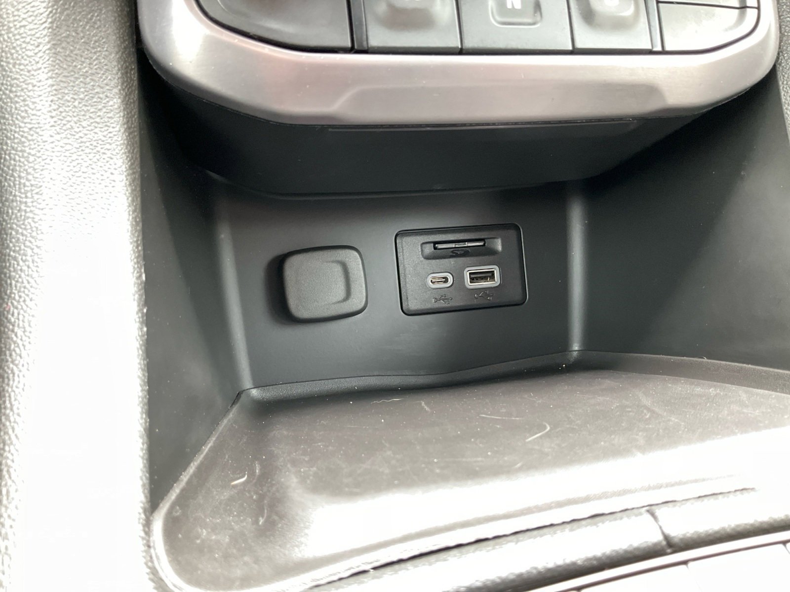 Used 2021 GMC Acadia AT4 w/ LPO, Floor Liner Package image 23