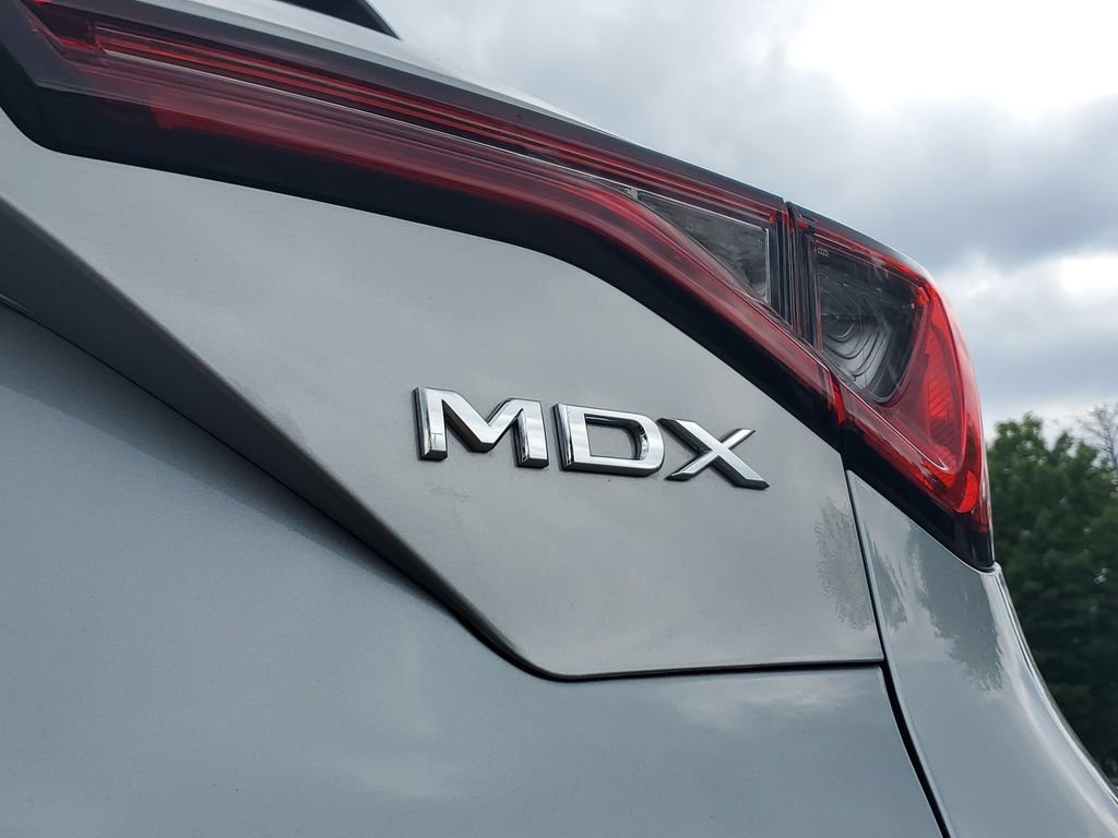 Certified 2026 Acura MDX w/ Technology Package FWD image 8