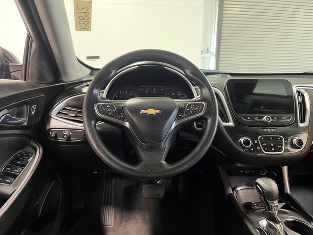 Used 2023 Chevrolet Malibu LT FWD image 22