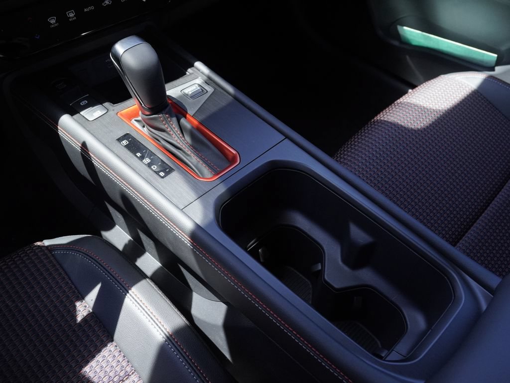 New 2026 Nissan Kicks SR FWD image 19