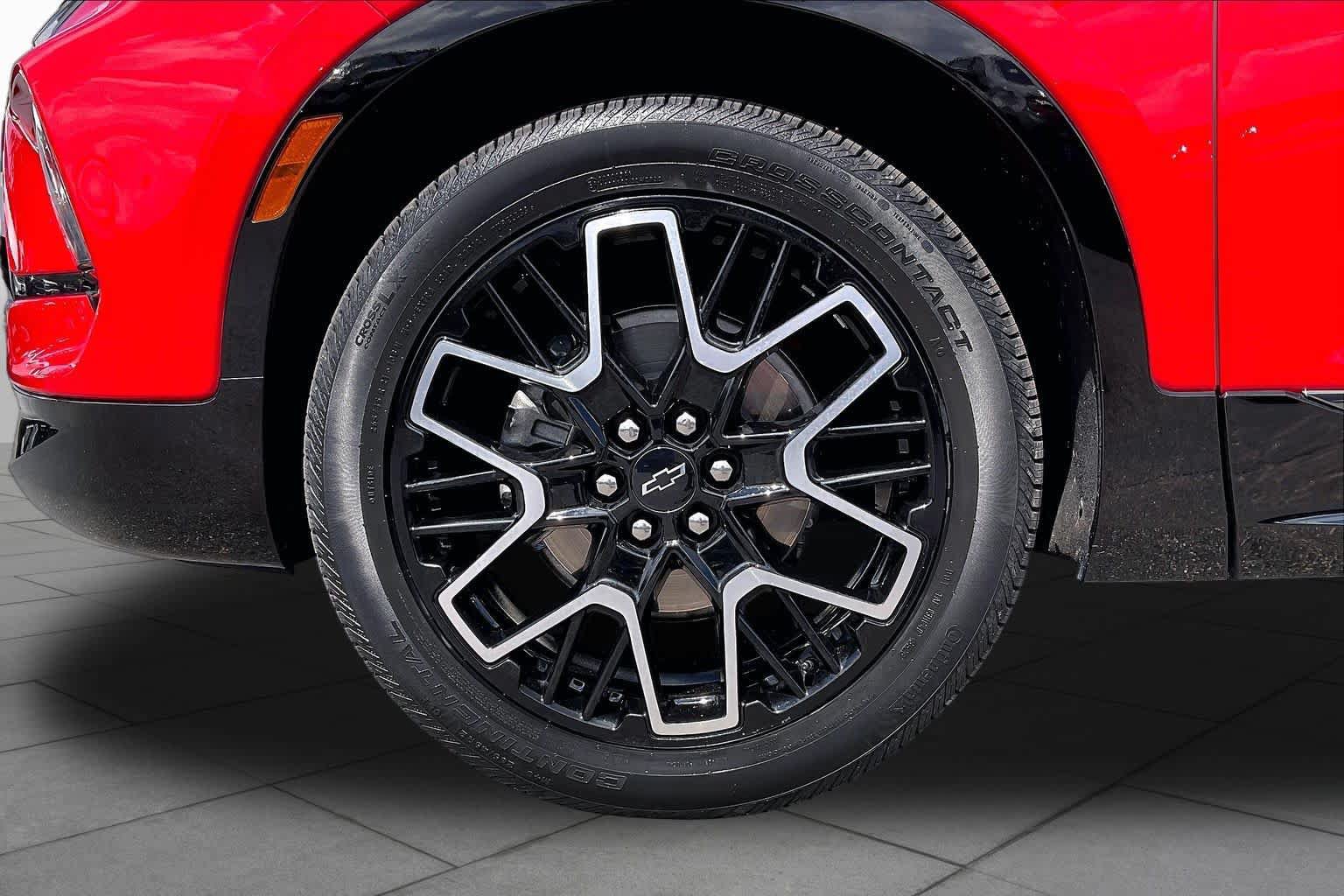 Used 2023 Chevrolet Blazer RS w/ Driver Confidence II Package FWD image 10