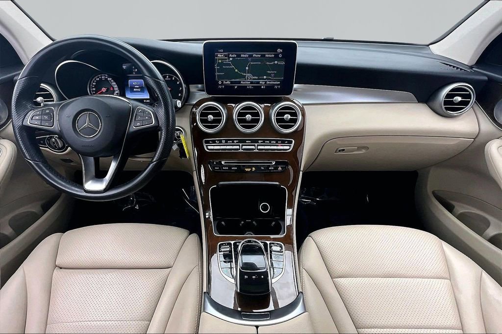 Used 2017 Mercedes-Benz GLC 300 4MATIC image 16