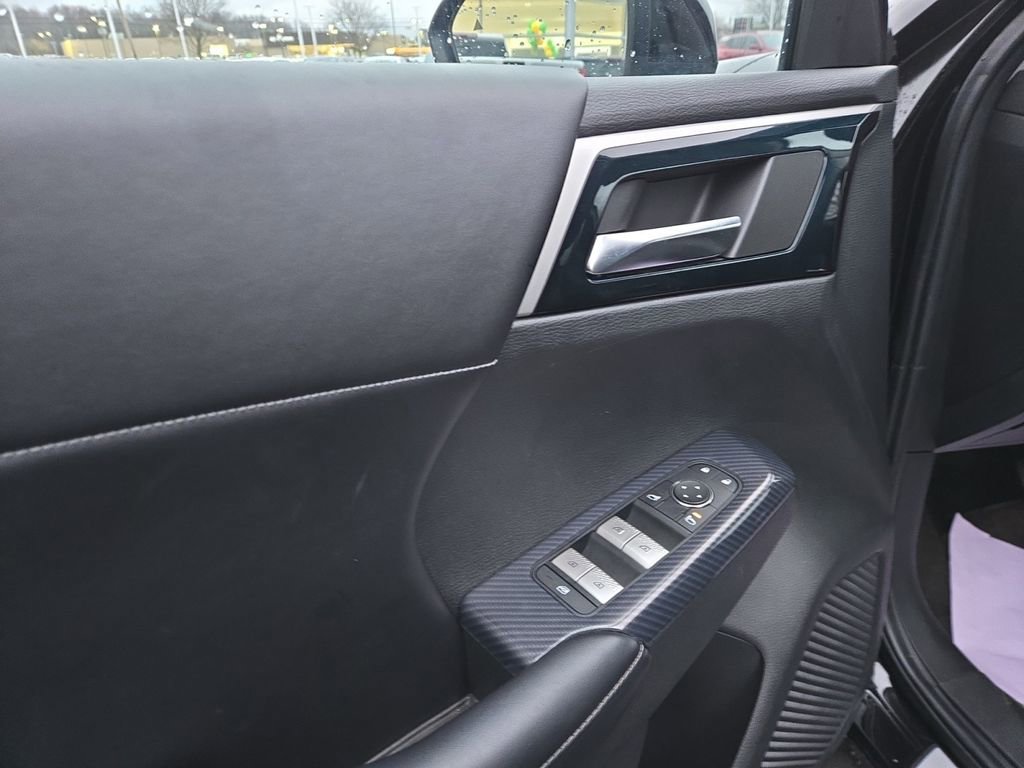 Used 2022 Mitsubishi Outlander SE AWD/4WD image 15