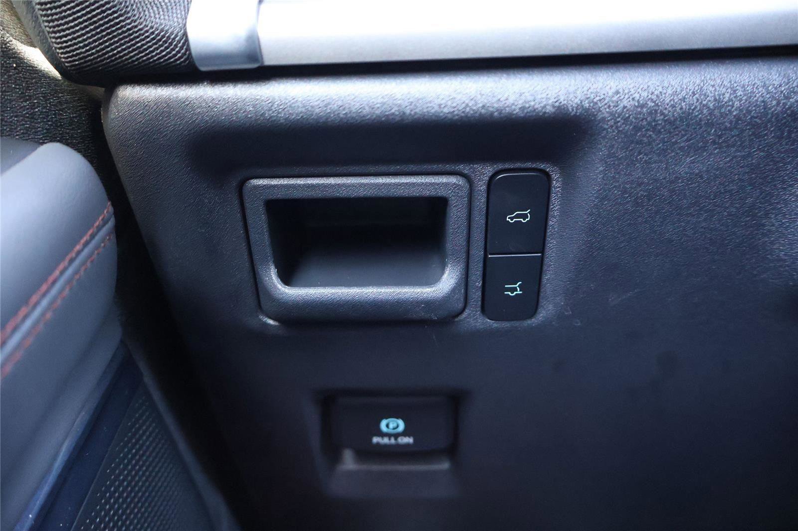 Certified 2025 Ford Expedition Active image 18