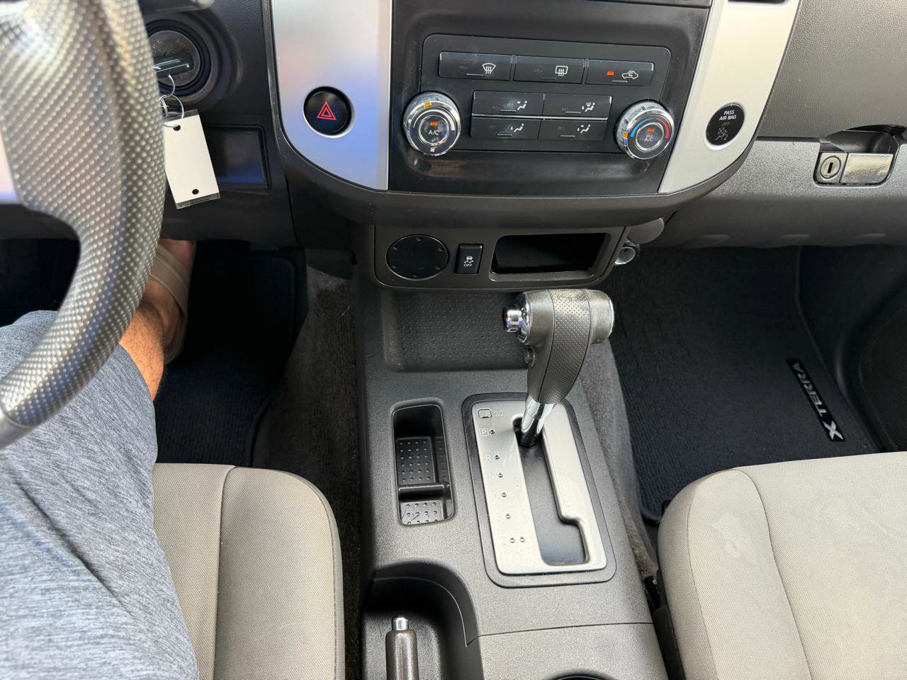 Used 2015 Nissan Xterra X RWD image 19