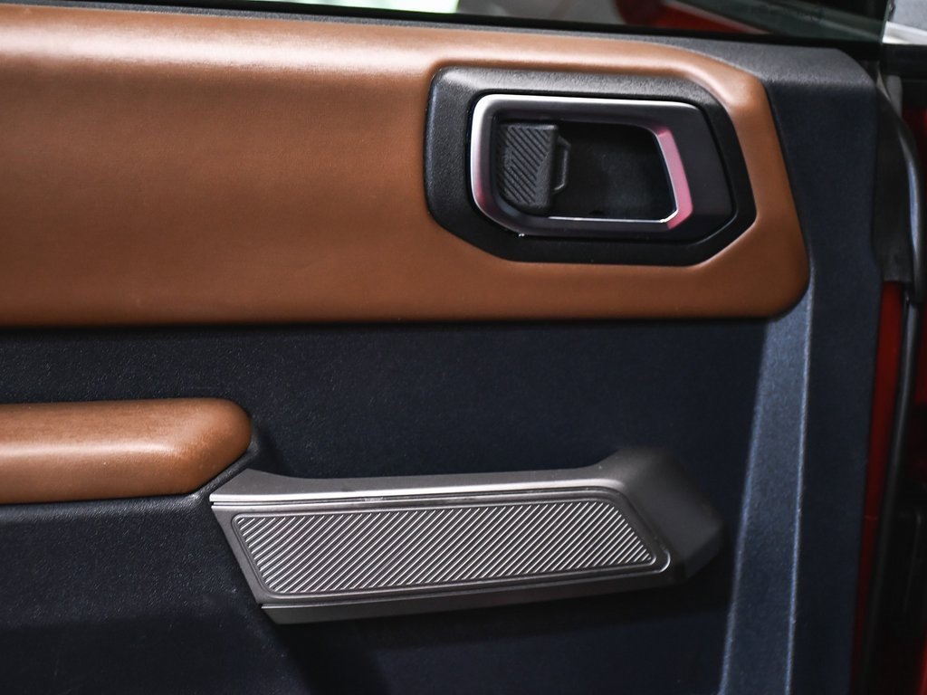 Used 2021 Ford Bronco Outer Banks image 11