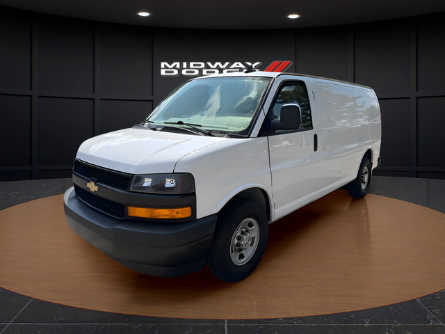 Used 2021 Chevrolet Express 2500 w/ Driver Convenience Package RWD image 2