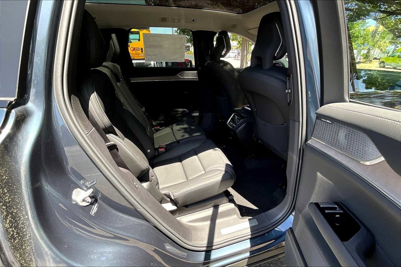 New 2025 Volvo EX90 Ultra image 27